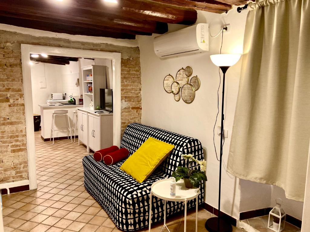 la Casetta in Castello Cagliari Centro room 6